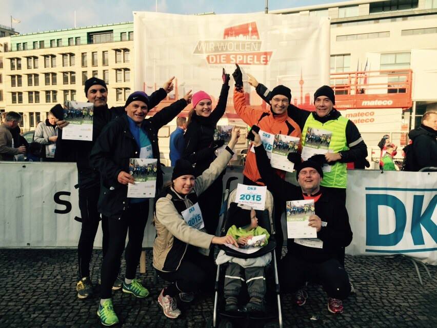 Brandenburger Tor:       Neujahrslauf am 01.01.2015