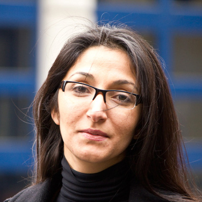  Nilfer Bakkal